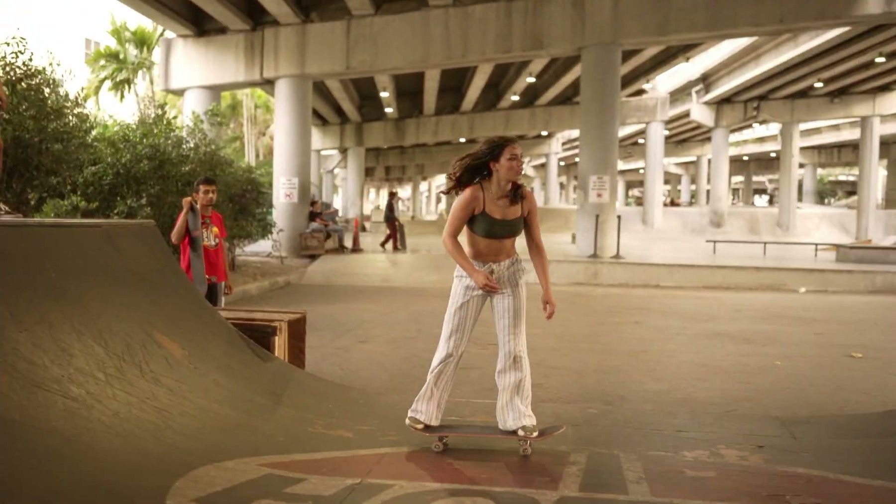 Skateboarding & Love, frame 3